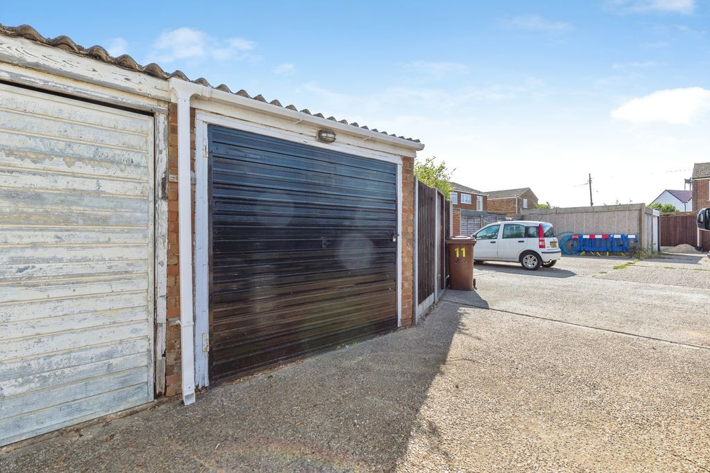 Property photo 3 of 16 Pbox-Img.Jpg