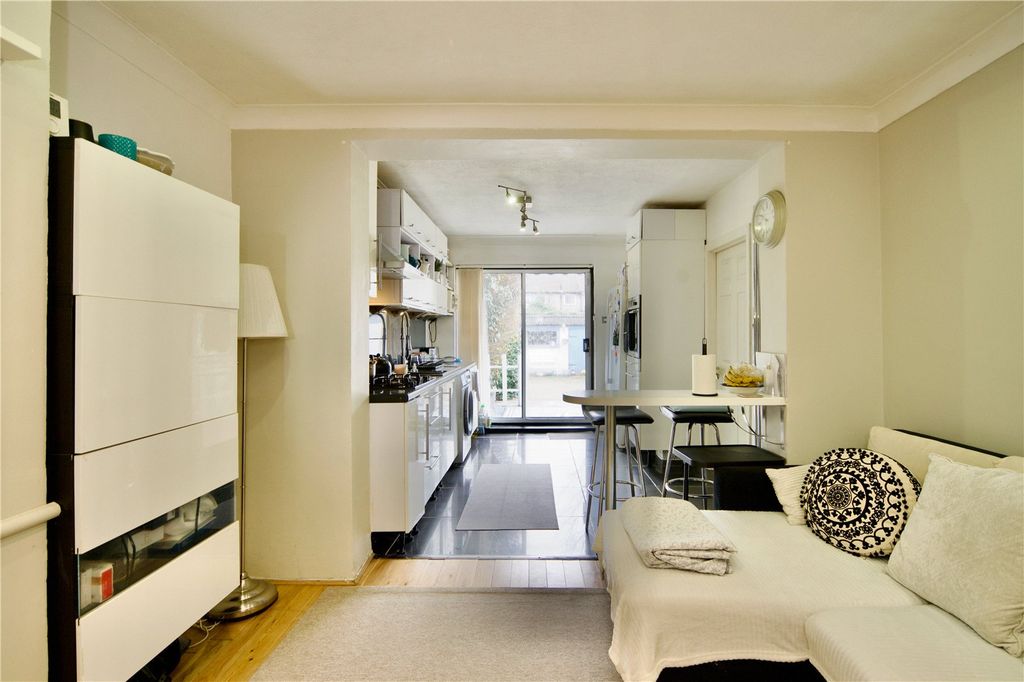 Property photo 3 of 20 Picture No. 10