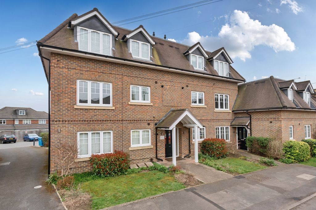 Property photo 1 of 12 Exterior