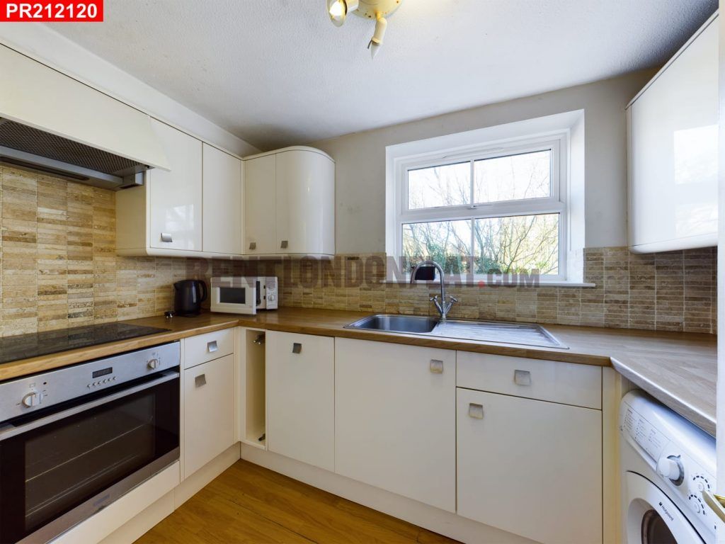 Property photo 2 of 6