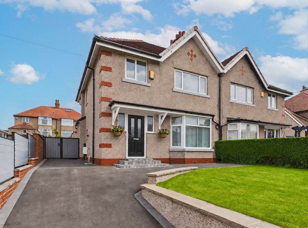 Property photo 1 of 24 Welcome To St Johns Road