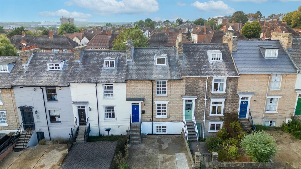 Property photo 1 of 15 73 Berners Street-38.Jpg