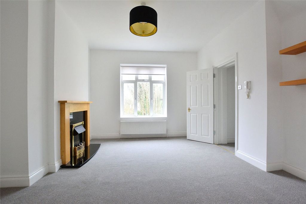 Property photo 2 of 16 Picture No. 07