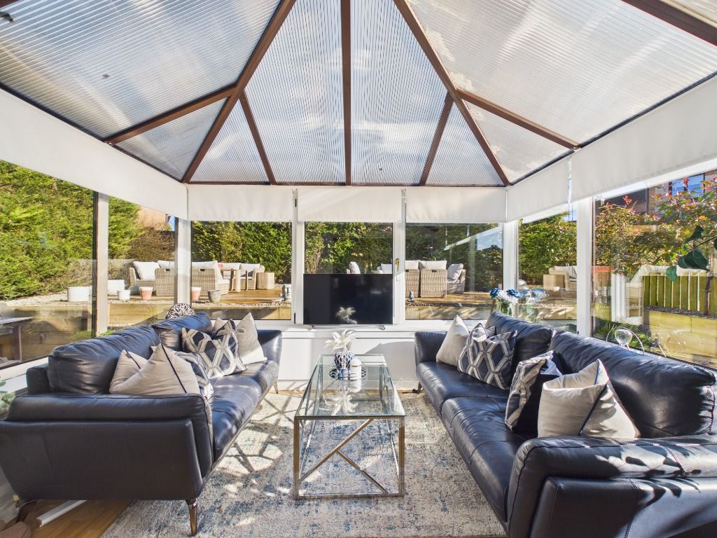 Property photo 3 of 32