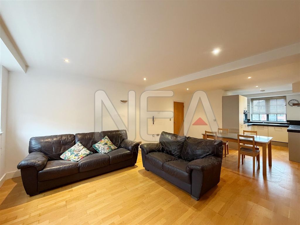 Property photo 3 of 12 Living Room