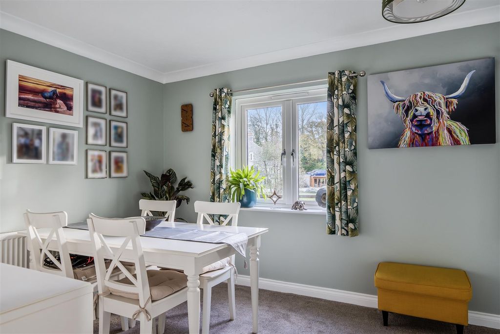 Property photo 3 of 17 1382765-22-691d9Bf54Fd19.Jpg