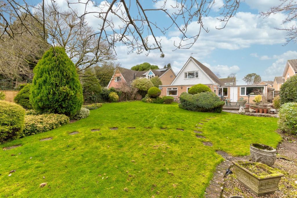 Property photo 2 of 18