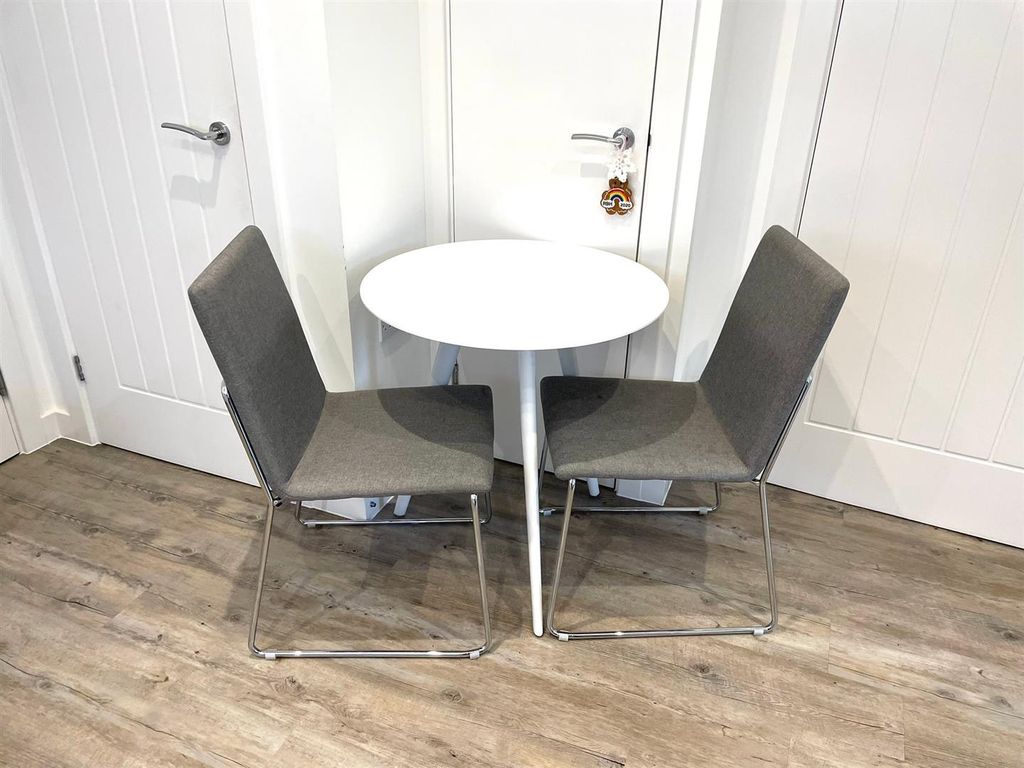 Property photo 3 of 12 Dining.Jpg