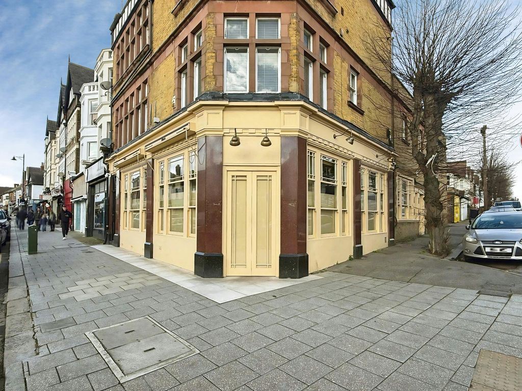 Property photo 2 of 19 016Fb2A2-Whatsapp 20Image 202026-02-18 20At 202.14.52 20Pm 20 281 29.Jpeg