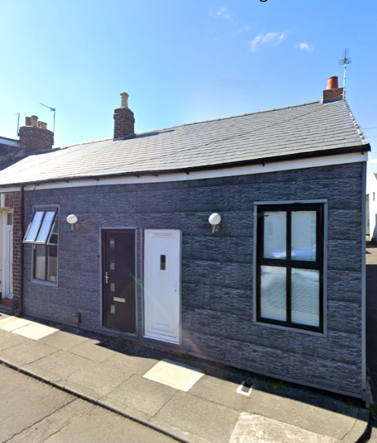 Property photo 1 of 5