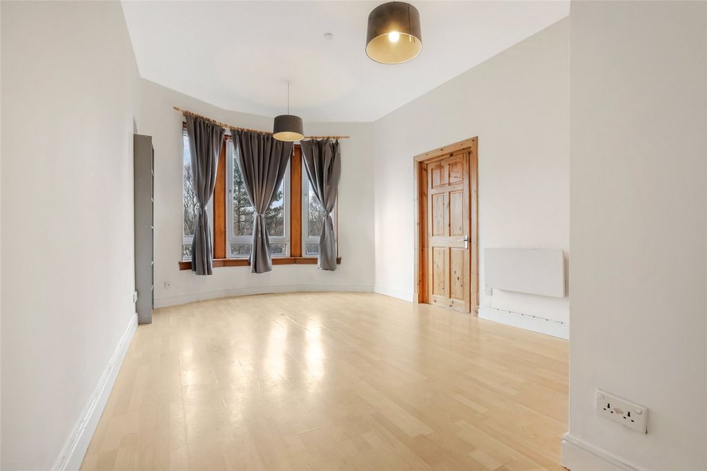 Property photo 2 of 21 Picture No. 01