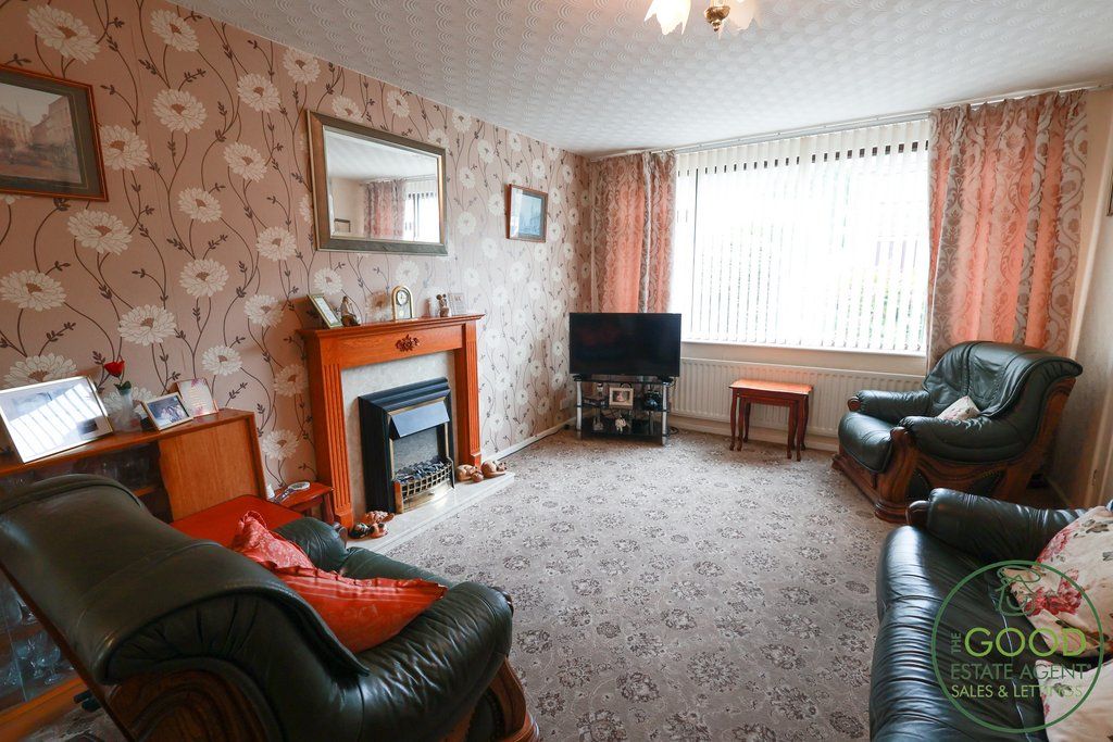Property photo 2 of 22