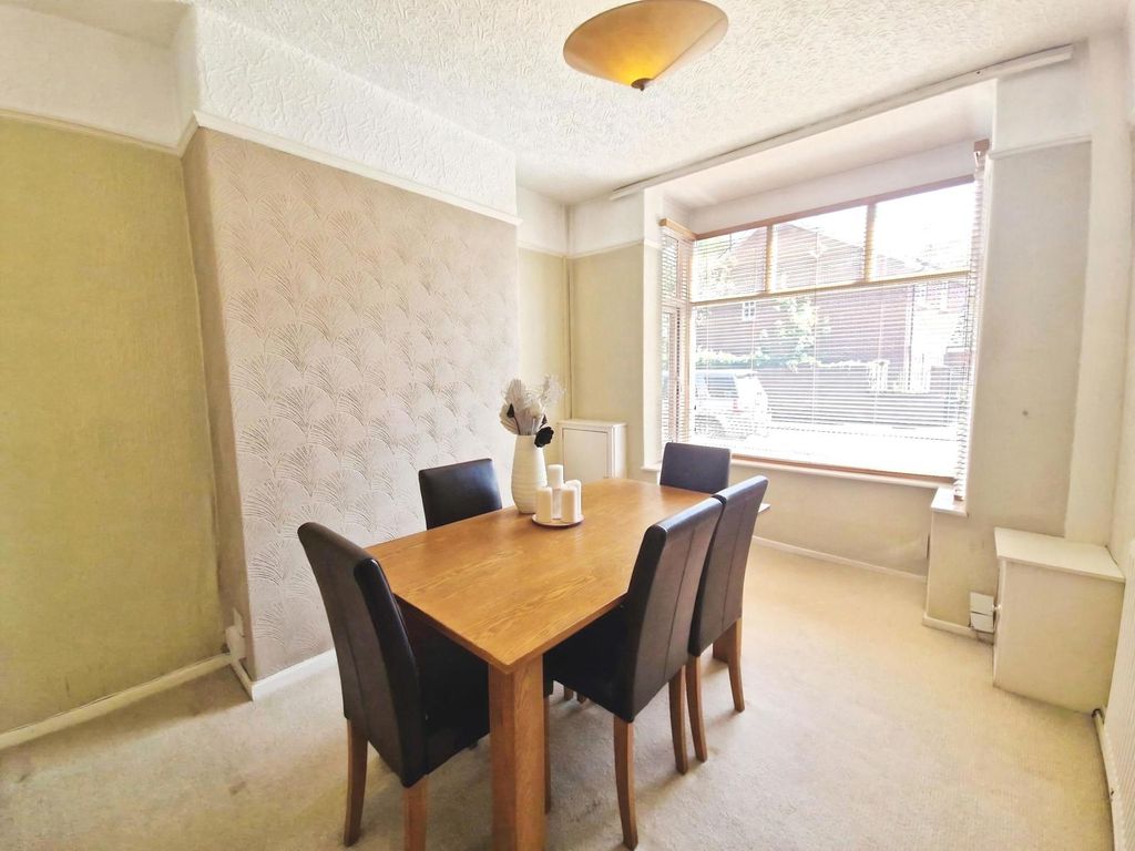 Property photo 3 of 14 Pbox-Img.Jpg