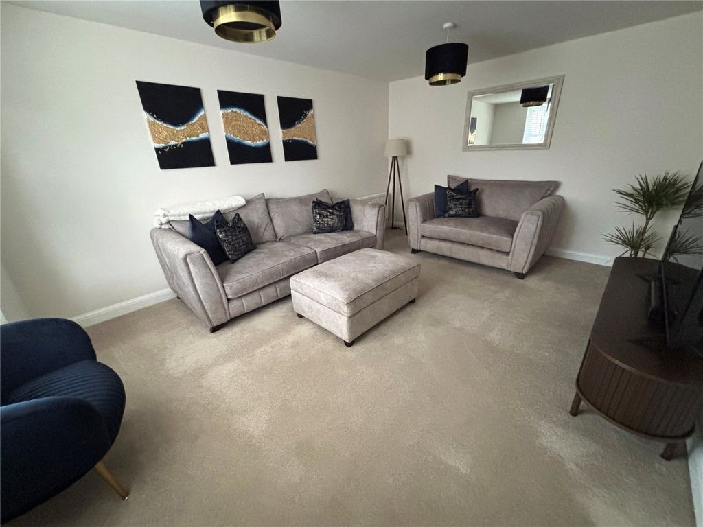 Property photo 3 of 20 Picture No. 21