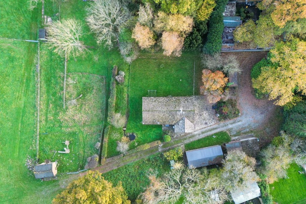 Property photo 3 of 30 53-Web-Or-Mls-Chalfields Finished Edits-36.Jpg