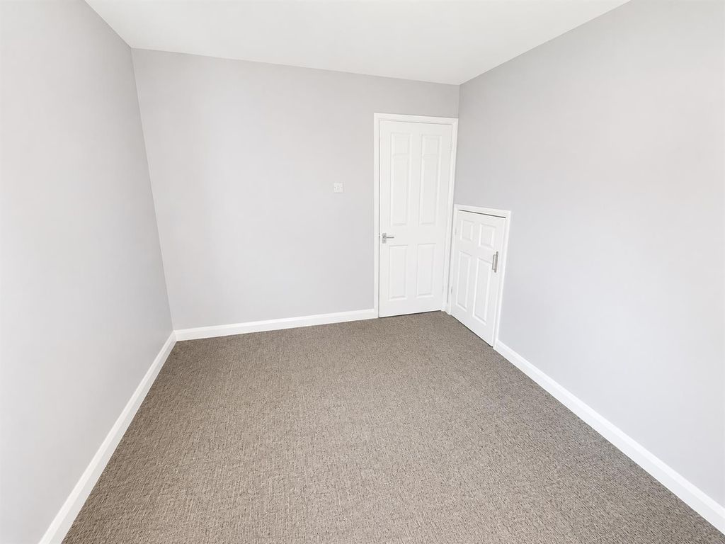 Property photo 2 of 7 9d9386Fa-4107-4d19-8d4E-67Ad9c3Af962.Png