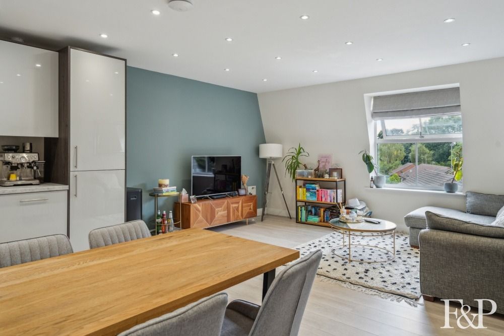 Property photo 2 of 20 4445705