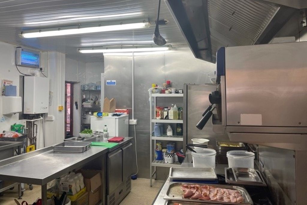 Property photo 3 of 6