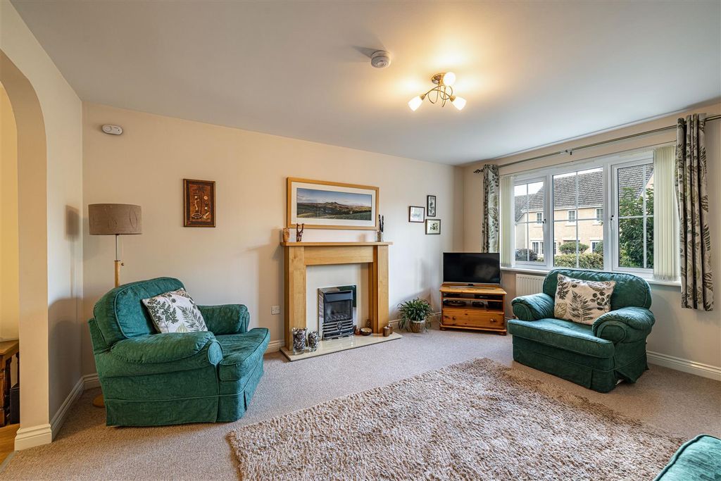 Property photo 3 of 34 2 Brock Bank Tweedbank 24.Jpg
