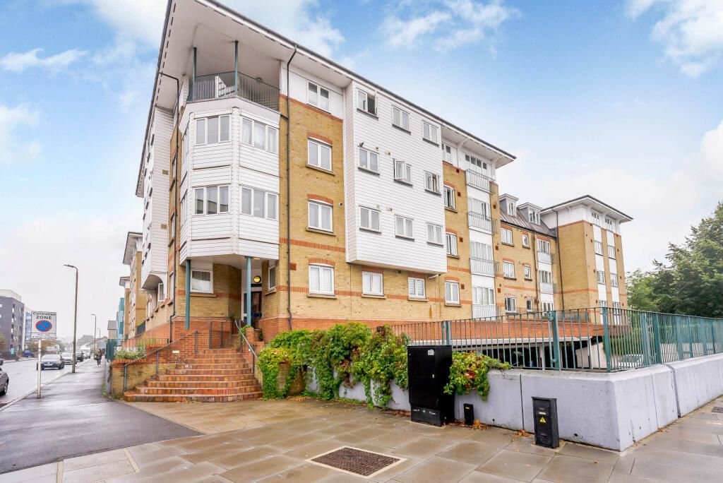 Property photo 1 of 11 35A7693661c81Fbff5Ad2667Bfa7d80B