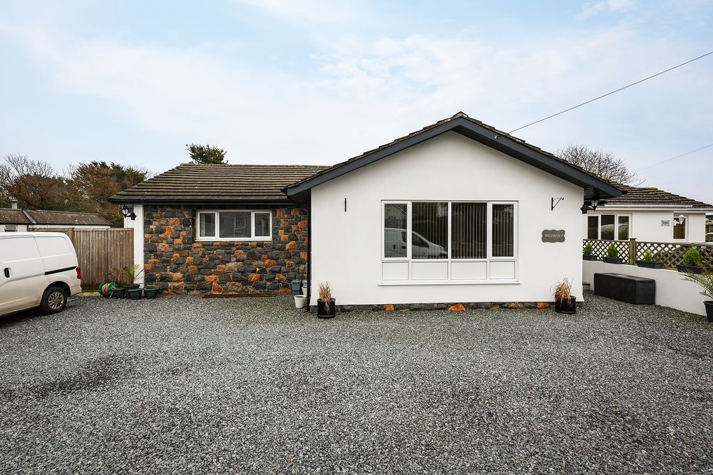 Property photo 1 of 19 Photo 0