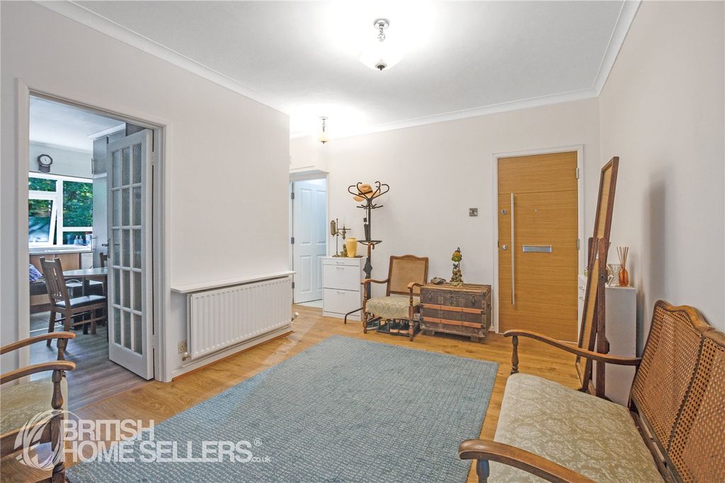 Property photo 3 of 16 3