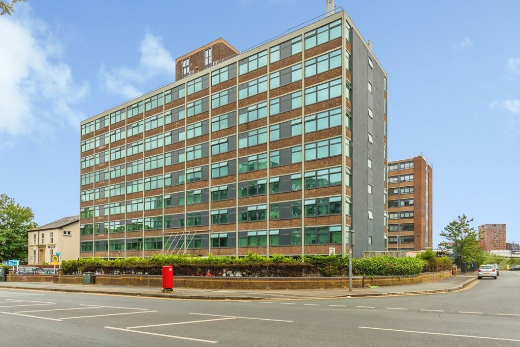 Property photo 1 of 19 Pbox-Img.Jpg