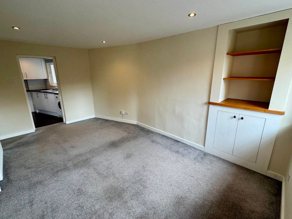 Property photo 3 of 14 Photo 3