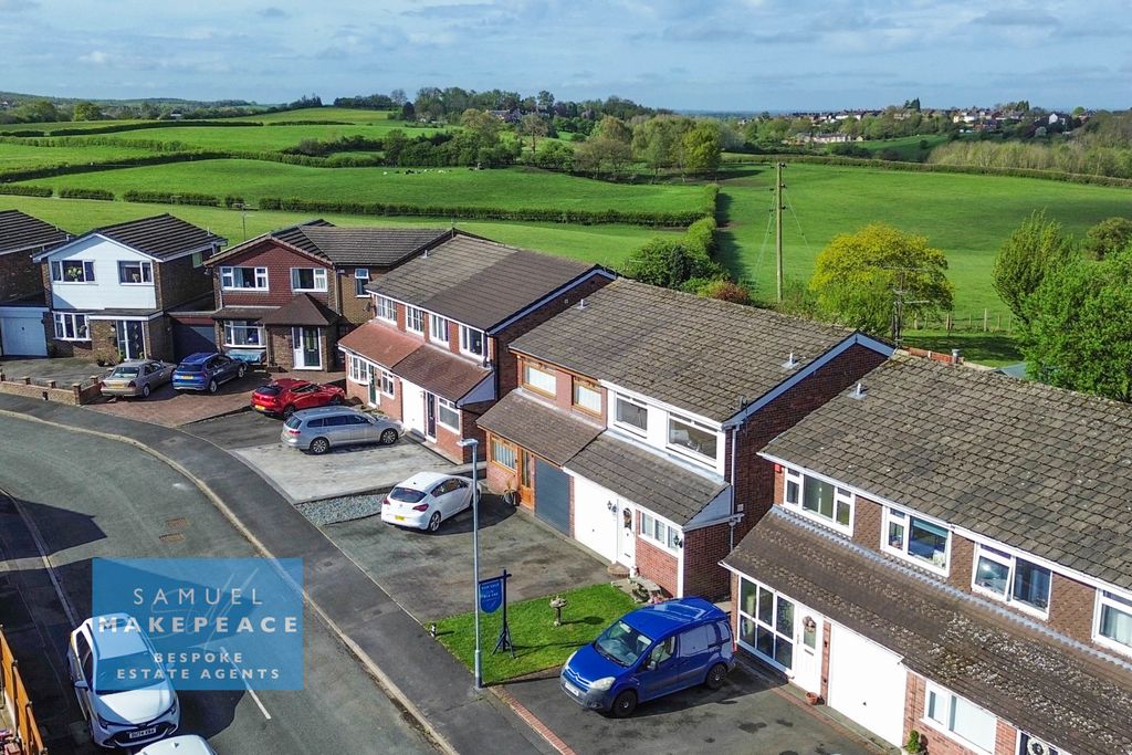 Property photo 2 of 31 Gallery