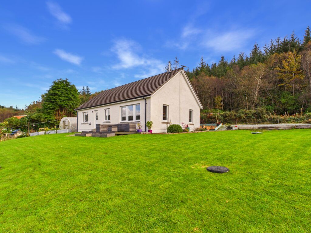 Property photo 1 of 34