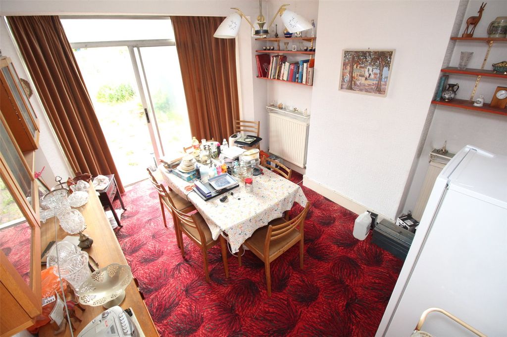Property photo 3 of 11 Picture No. 02