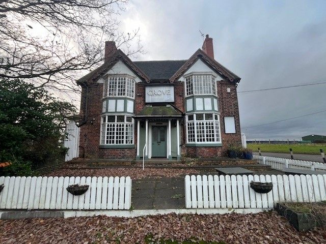 Property photo 2 of 3