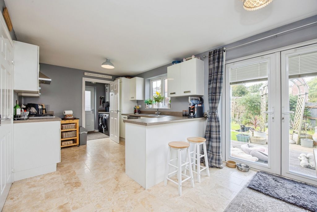 Property photo 2 of 19 Kitchen Dining Room