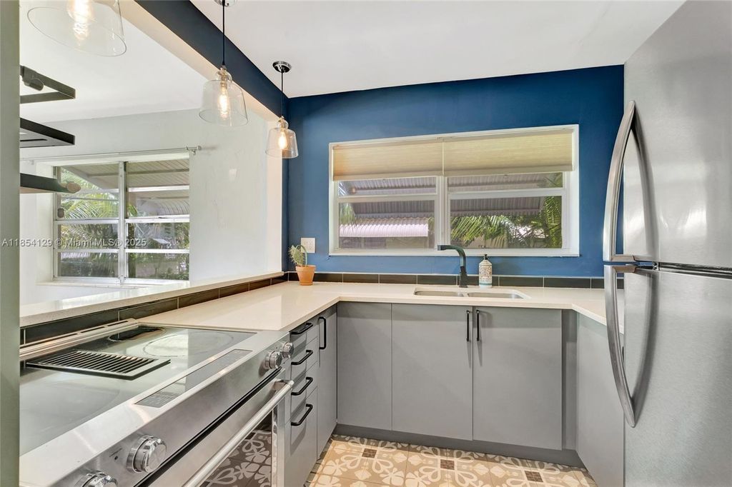 Property photo 1 of 2 <Alttext/>