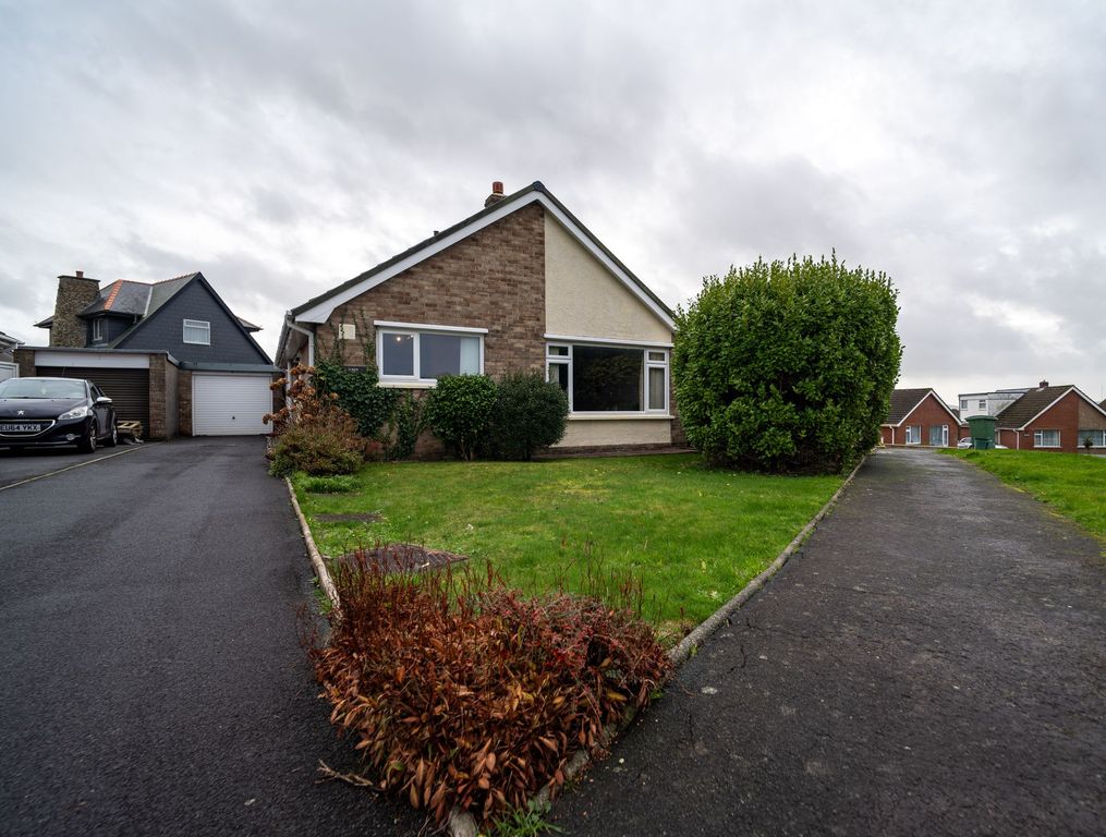 Property photo 2 of 22