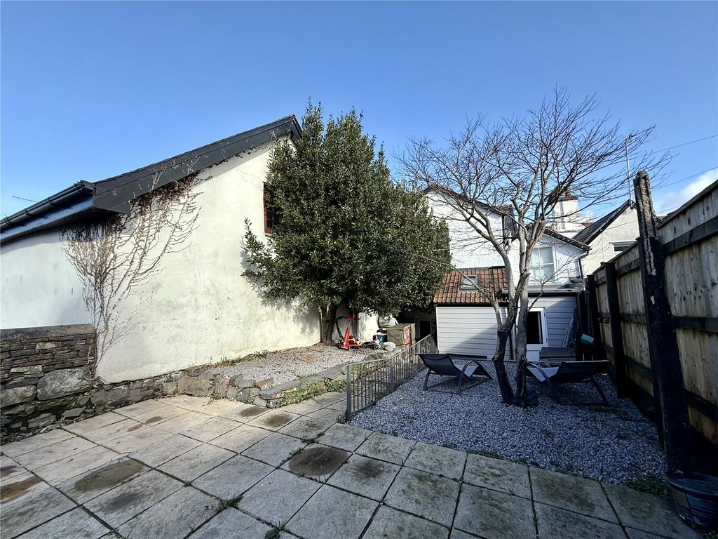 Property photo 1 of 10 Picture No. 11