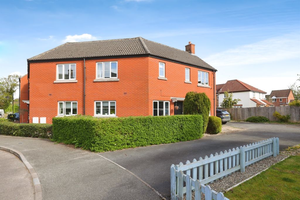Property photo 1 of 23