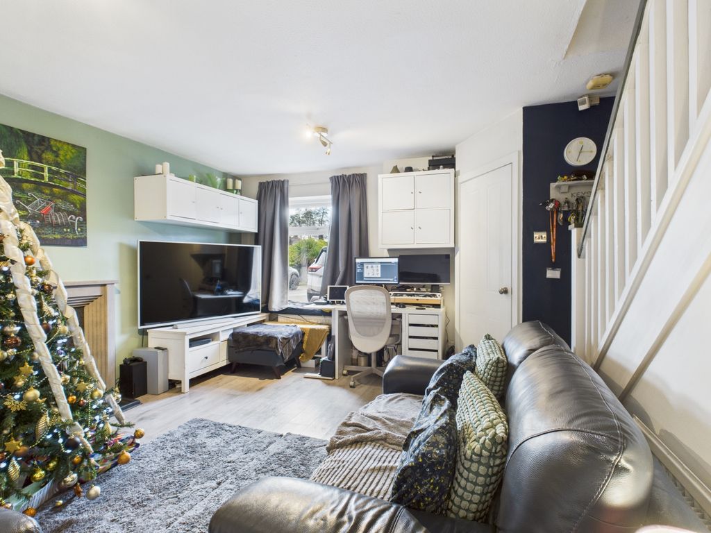 Property photo 2 of 23 Cam03729G0-Pr0195-Still030