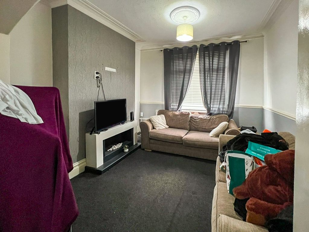 Property photo 3 of 20