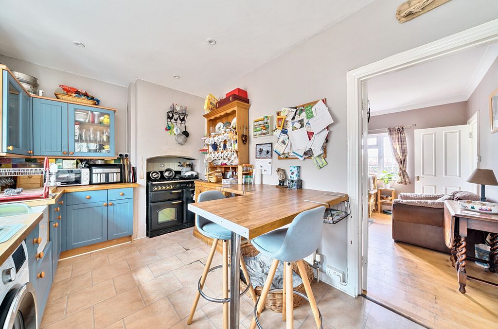 Property photo 3 of 13