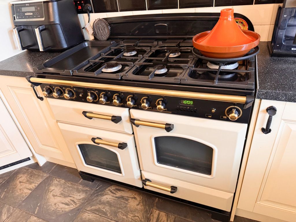 Additional image 9 of 4 bed semi-detached house for saleHigh Street, Ibstock, Leicestershire LE67