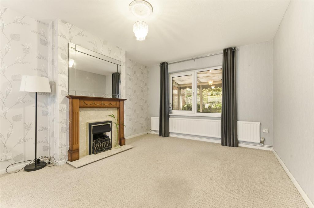 Property photo 2 of 19 12-A7402433.Jpg