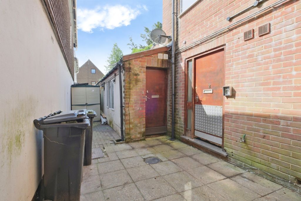 Property photo 3 of 10