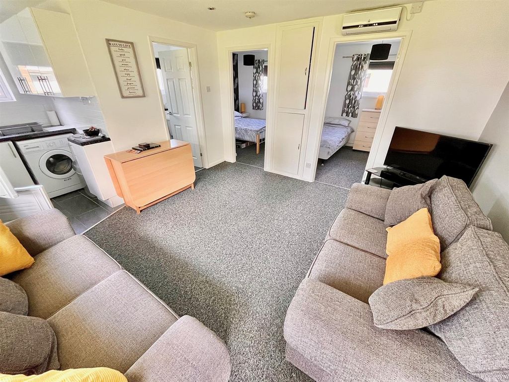 Property photo 2 of 7 Open Plan Kitchen/Lounge
