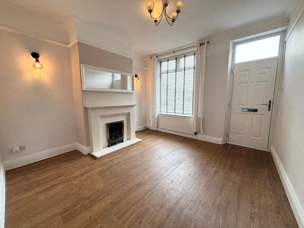 Property photo 2 of 12 Picture No. 05