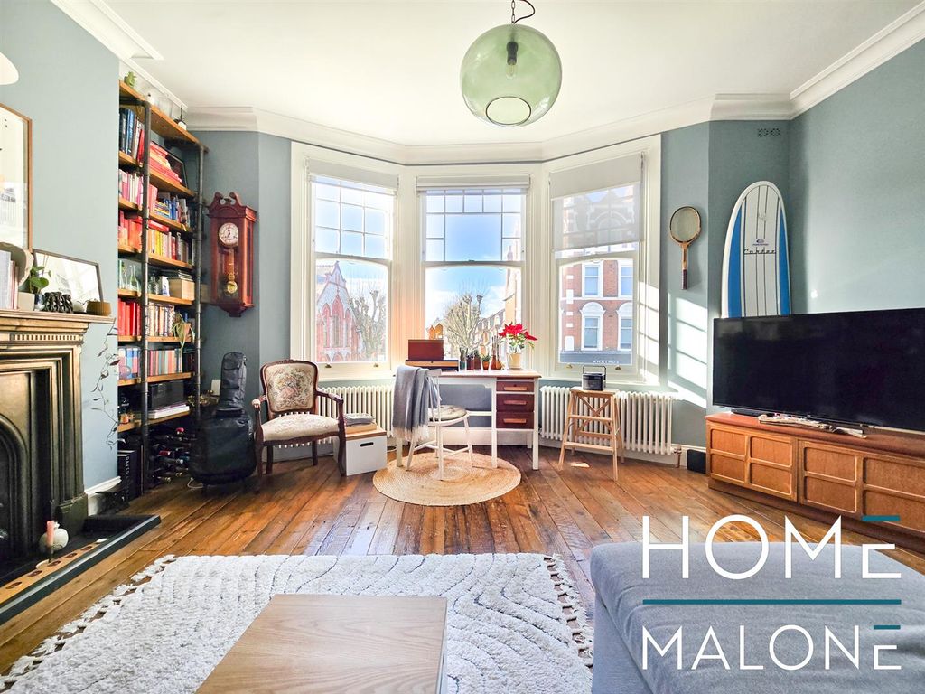 Property photo 1 of 33