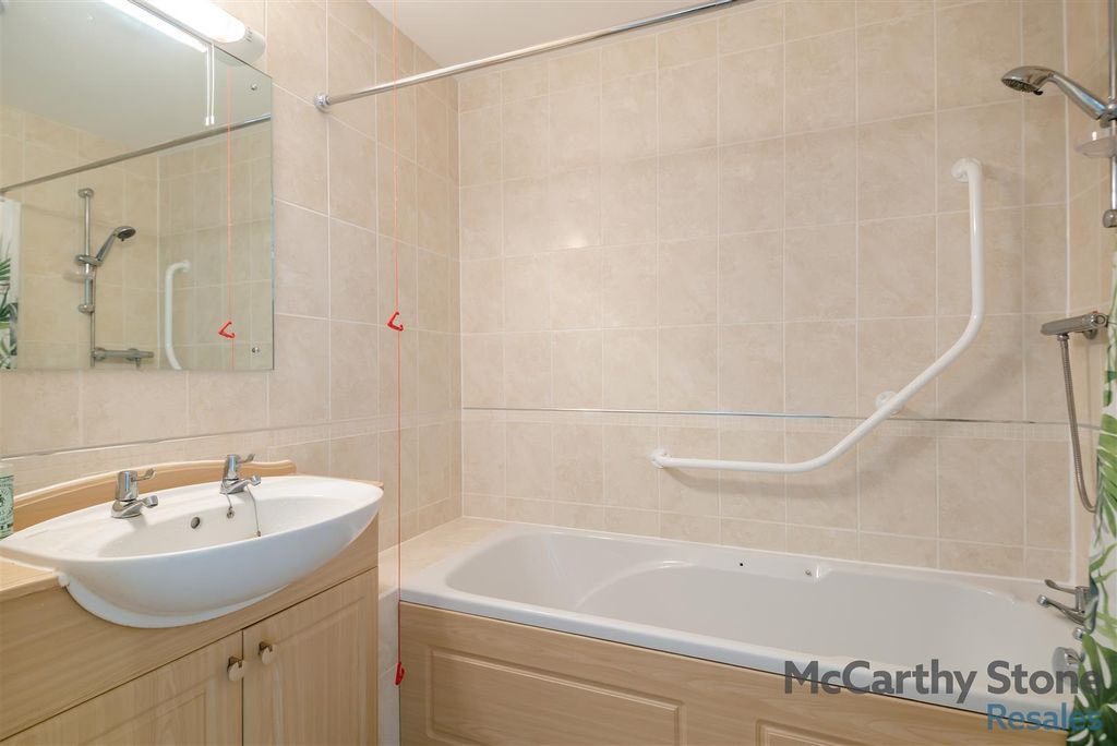 Additional image 7 of 1 bed flat for saleCaen Stone Court, Queen Street, Arundel BN18