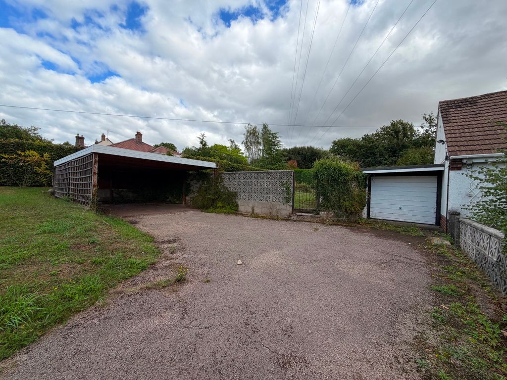 Property photo 2 of 18