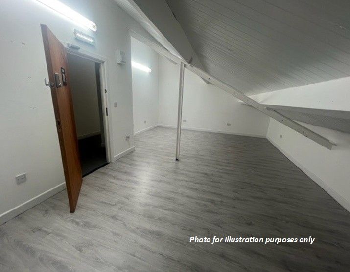 Property photo 1 of 2