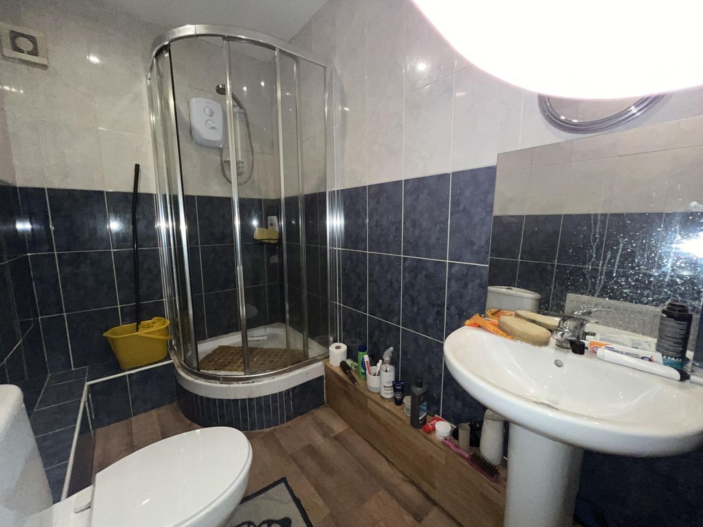Property photo 3 of 13 20260706-Interior-14-Kha3Somgsc9Sv0J1.Jpg
